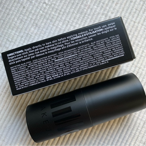 MILK MAKEUP Pore Eclipse Non-Comedogenic Mattifying + Blurring Primer Stick - Picture 7 of 10